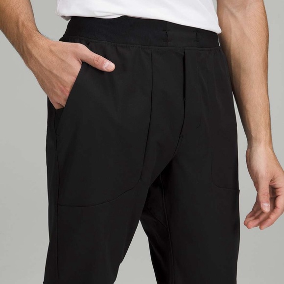 Lululemon ABC Jogger Warpstreme
Black - Picture 3 of 7